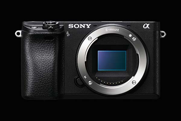 索尼相机和佳能哪个好  索尼相机多少钱一台