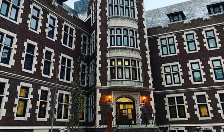 智慧建筑案例：美国学校应用物联网平台和控制系统