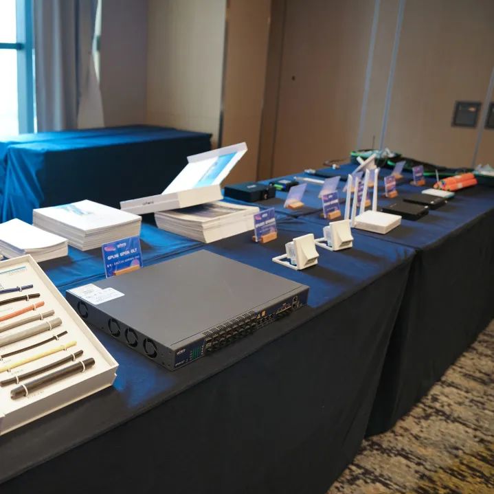 宇光同行 · 携手共赢 | 宇洪科技2022全光网技术交流会暨产品观摩会(西安站)圆满举办 宇光同行 · 携手共赢 | 宇洪科技2022全光网技术交流会暨产品观摩会(西安站)圆满举办