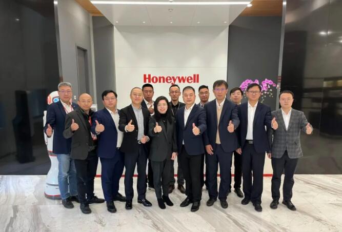 重磅 | 霍尼韦尔智能建筑科技集团与中建四局安装公司举办战略合作签约