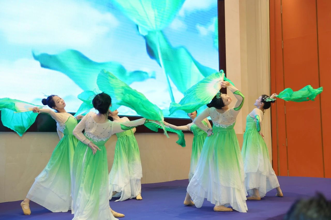 “全光网时代的综合布线”ENJOYLink欢联2023技术交流联谊会(苏州站) “全光网时代的综合布线”ENJOYLink欢联2023技术交流联谊会(苏州站)