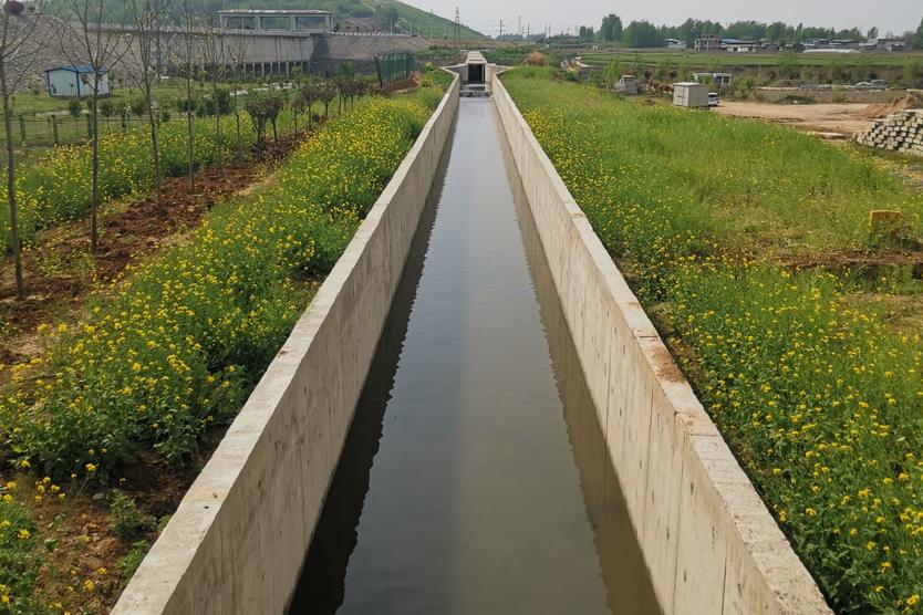 明渠雷达流量计在水库和湖泊泄中流量监测方案