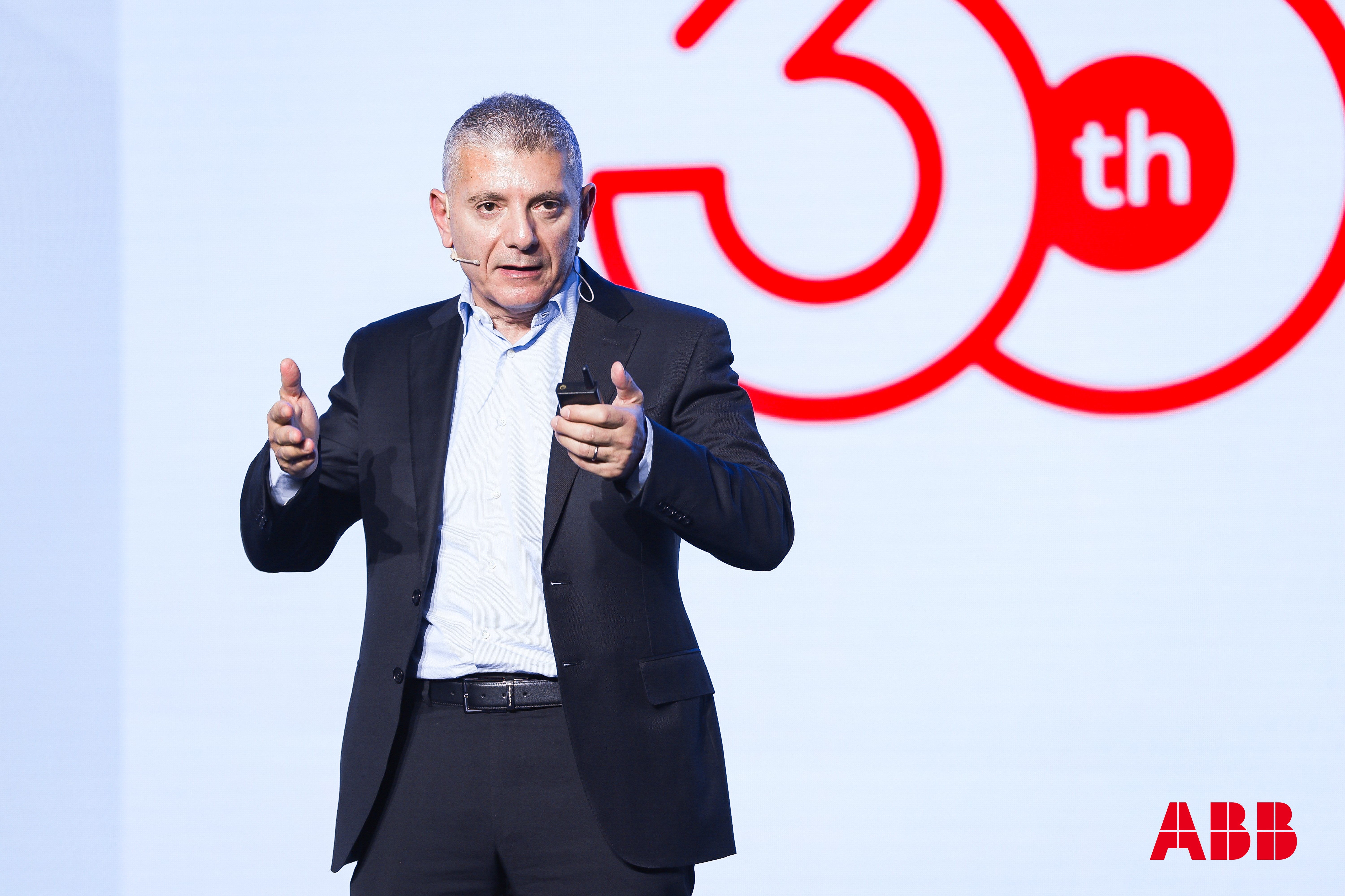 “引领三十载,创新启未来”— ABB智慧建筑业务北京工厂庆祝成立30周年 “引领三十载,创新启未来”— ABB智慧建筑业务北京工厂庆祝成立30周年