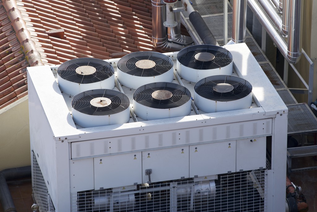 利用下一代RTU，助力轻型商业建筑实现脱碳