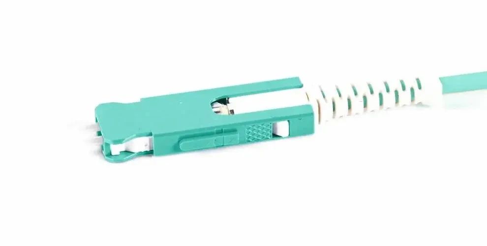 西蒙宣布支持超小型（VSFF）连接器