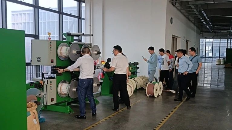 热烈欢迎广东高校网络中心领导一行莅临ENJOYLink欢联生产研发基地参观交流！