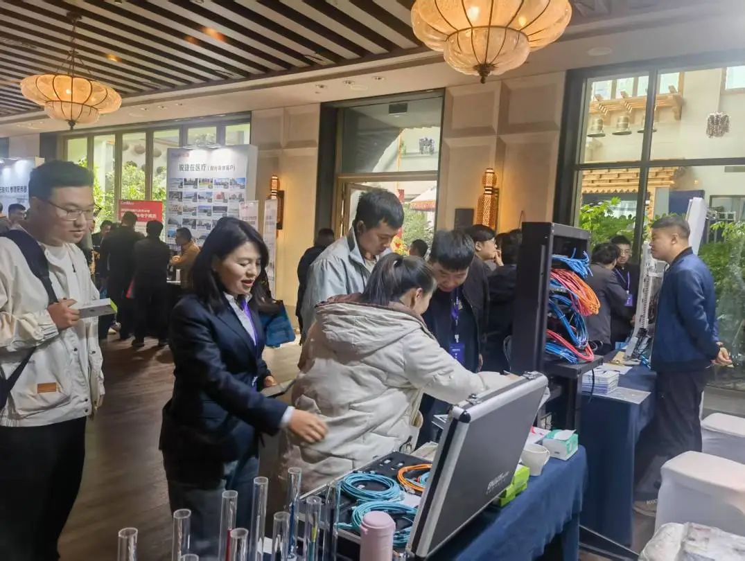 ENJOYLink欢联助力数智医疗知南大会暨知南课堂2025学年开课仪式