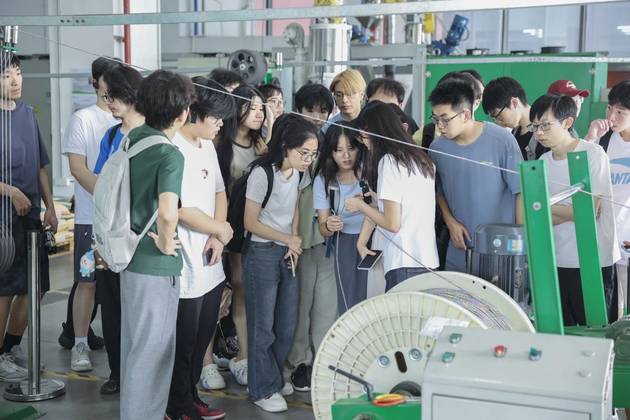 产教融合—华南师范大学计算机学院网络工程专业师生一行莅临ENJOYLink欢联参观交流！