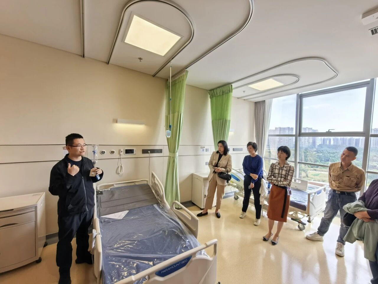 美的楼宇科技助力质子重离子医院建设,展示智慧医疗全场景解决方案 美的楼宇科技助力质子重离子医院建设,展示智慧医疗全场景解决方案