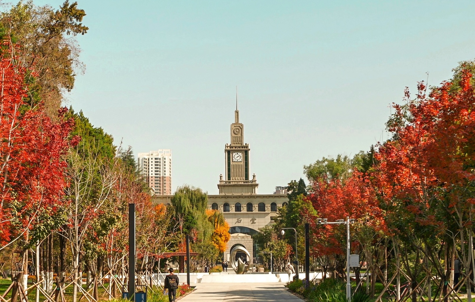 向忠宏：定义健康智能家居的追梦人