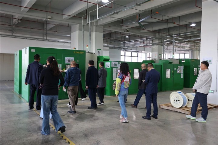 会议定方向，探厂见真章！第十七届智能建筑秘书长联席会议圆满结束，行业大咖赴ENJOYLink欢联工厂考察