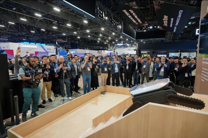 追觅 CES 2026｜双馆联袂启幕，重塑全球未来科技想象