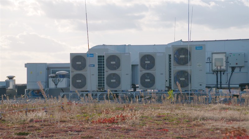 美的楼宇科技助力波兰办公楼打造定制化暖通系统，重塑现代办公环境