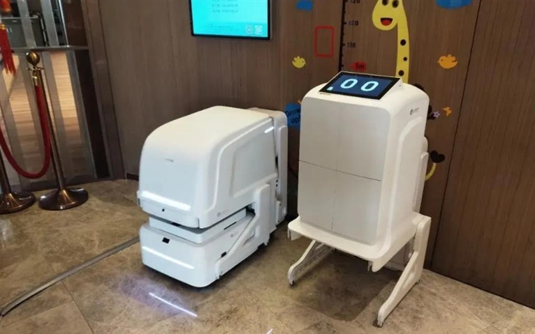 云迹科技AI项目：酒店智能体 HDOS 智慧方案应用落地佛山