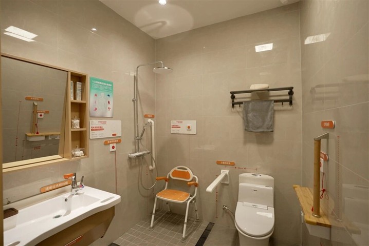 【智慧康养案例】佛山照明赋能中匠福，以光重构适老生活