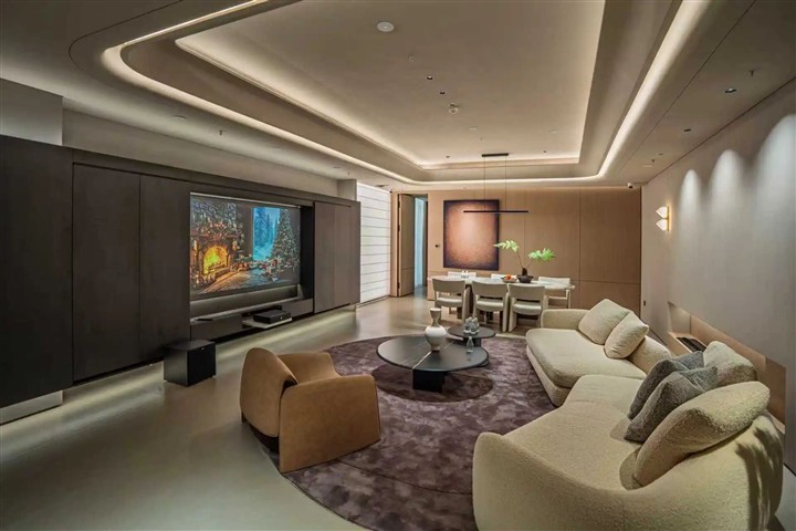 易来全国首家SI5.0旗舰店在郑州正式开业,重构全屋智能线下体验新标杆 易来全国首家SI5.0旗舰店在郑州正式开业,重构全屋智能线下体验新标杆