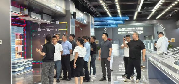探智造标杆,创低碳未来 | 海尔AI多联机探索之旅走进胶州工厂 探智造标杆,创低碳未来 | 海尔AI多联机探索之旅走进胶州工厂